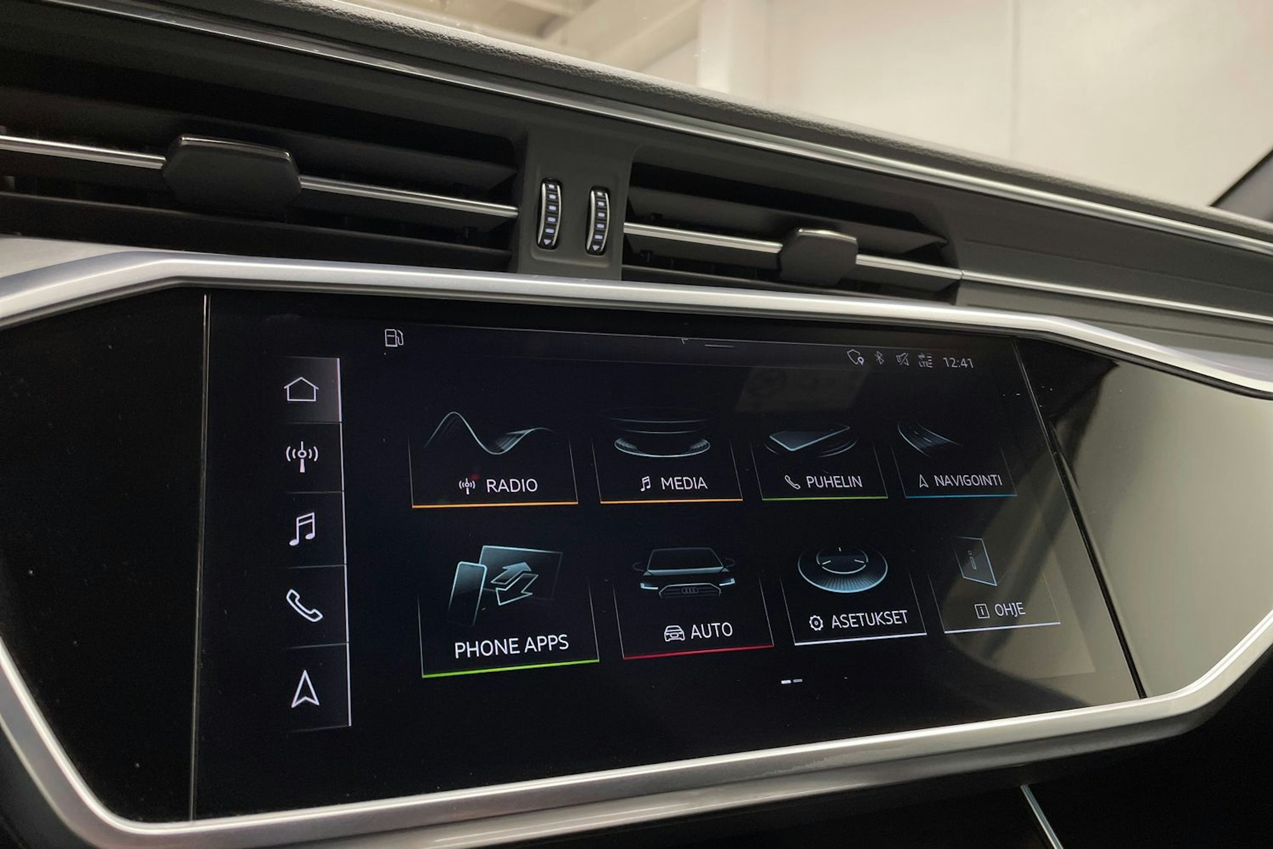 Valkoinen Audi A6 2020 kuva 15.