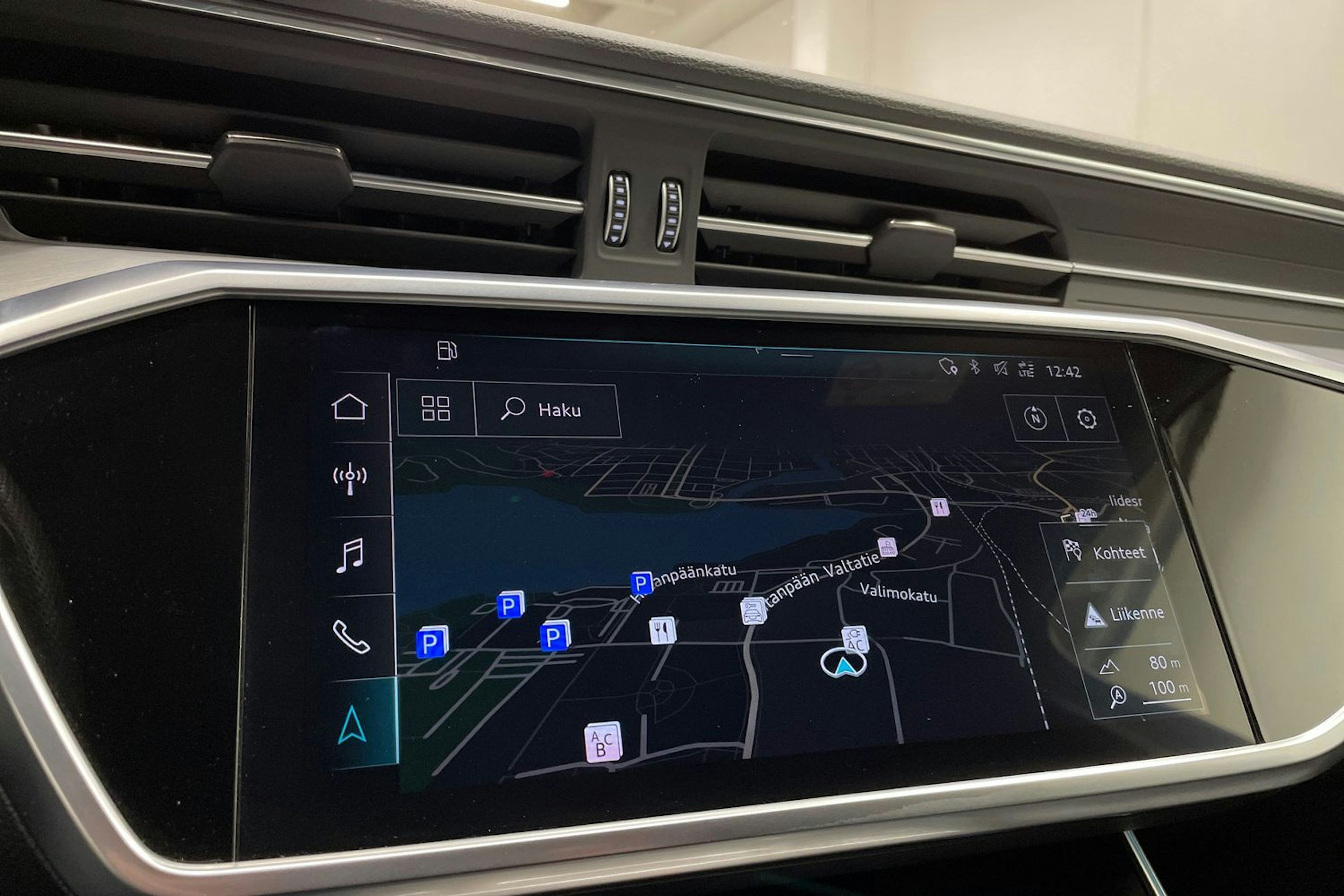 Valkoinen Audi A6 2020 kuva 17.