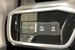 Valkoinen Audi A6 2020 kuva 26.