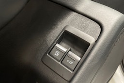 Valkoinen Audi A6 2020 kuva 29.