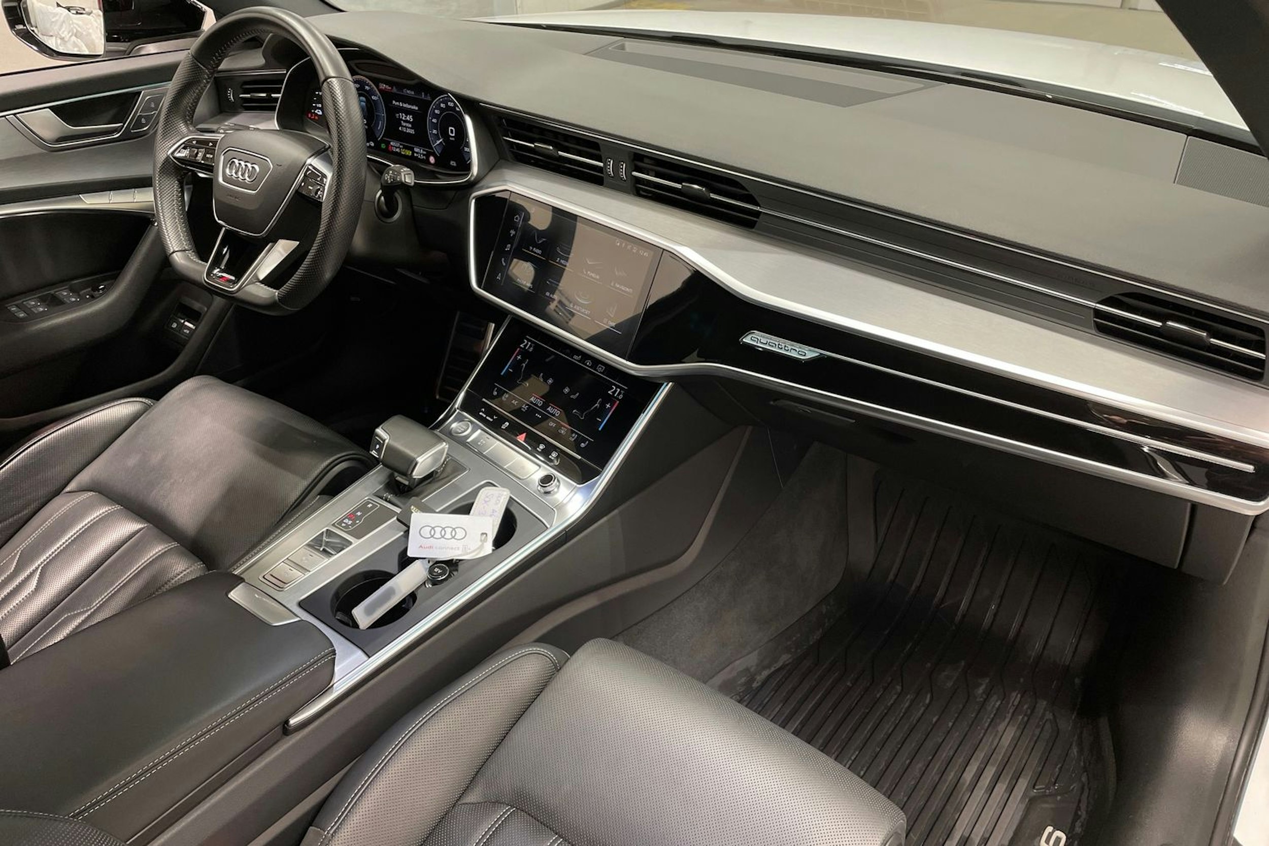 Valkoinen Audi A6 2020 kuva 34.