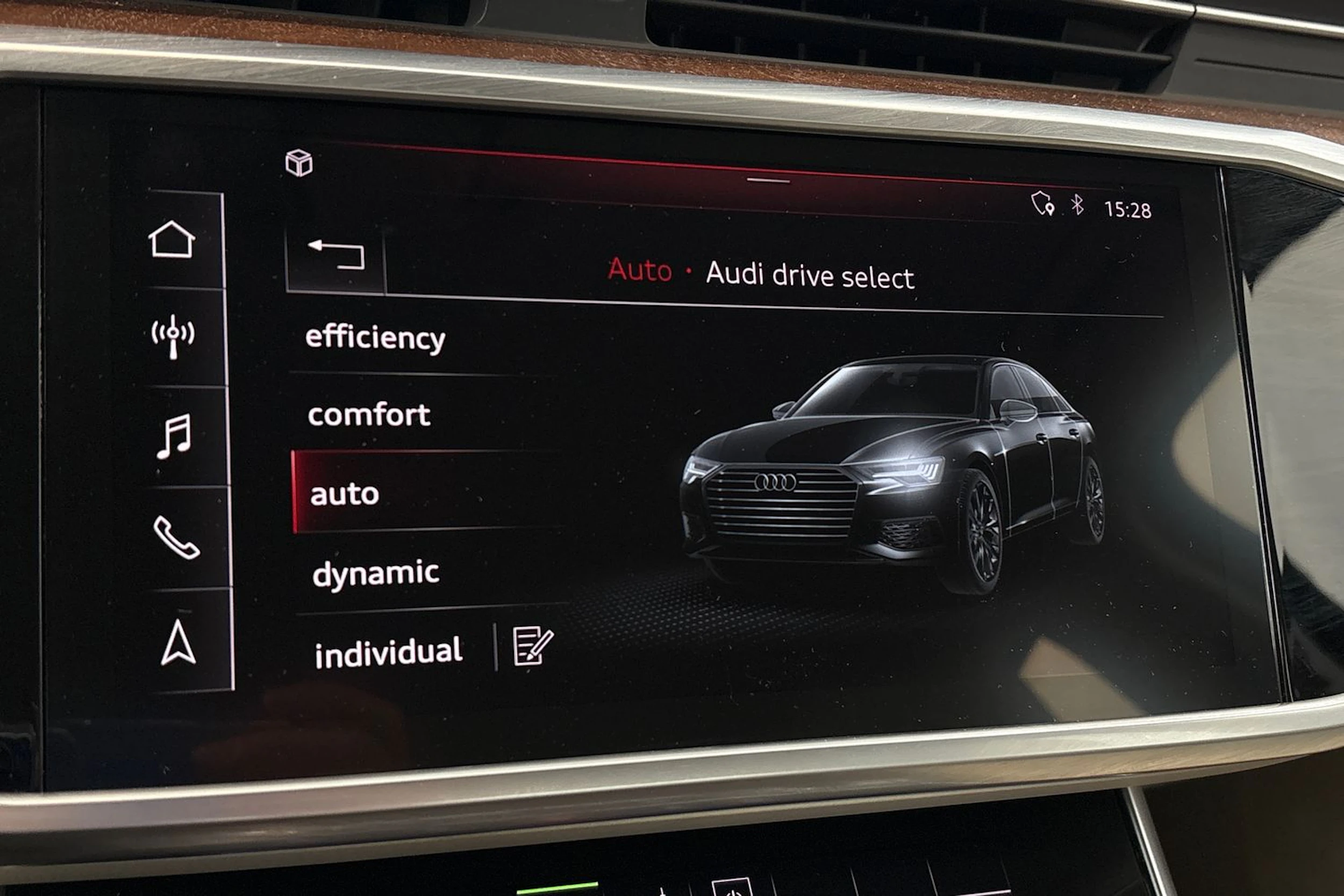 harmaa Audi A6 2020 kuva 18.