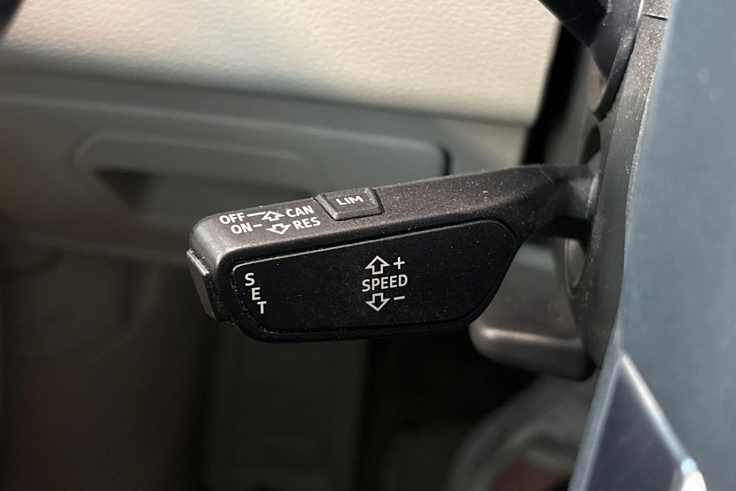 harmaa Audi A6 2020 kuva 25.