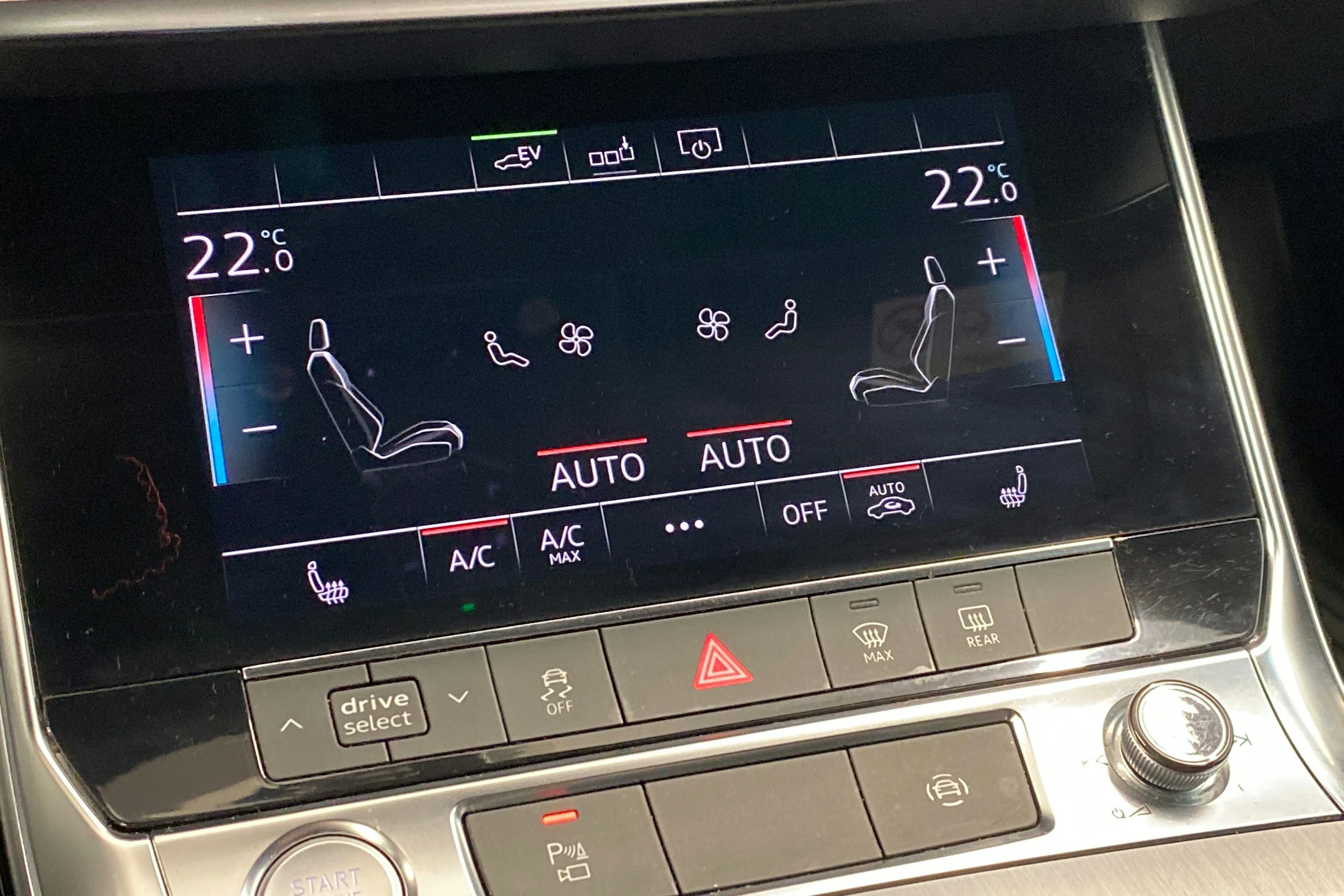 Musta Audi A6 2020 kuva 19.