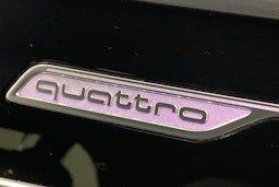 Musta Audi A6 2020 kuva 24.