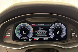 Valkoinen Audi A6 2020 kuva 17.