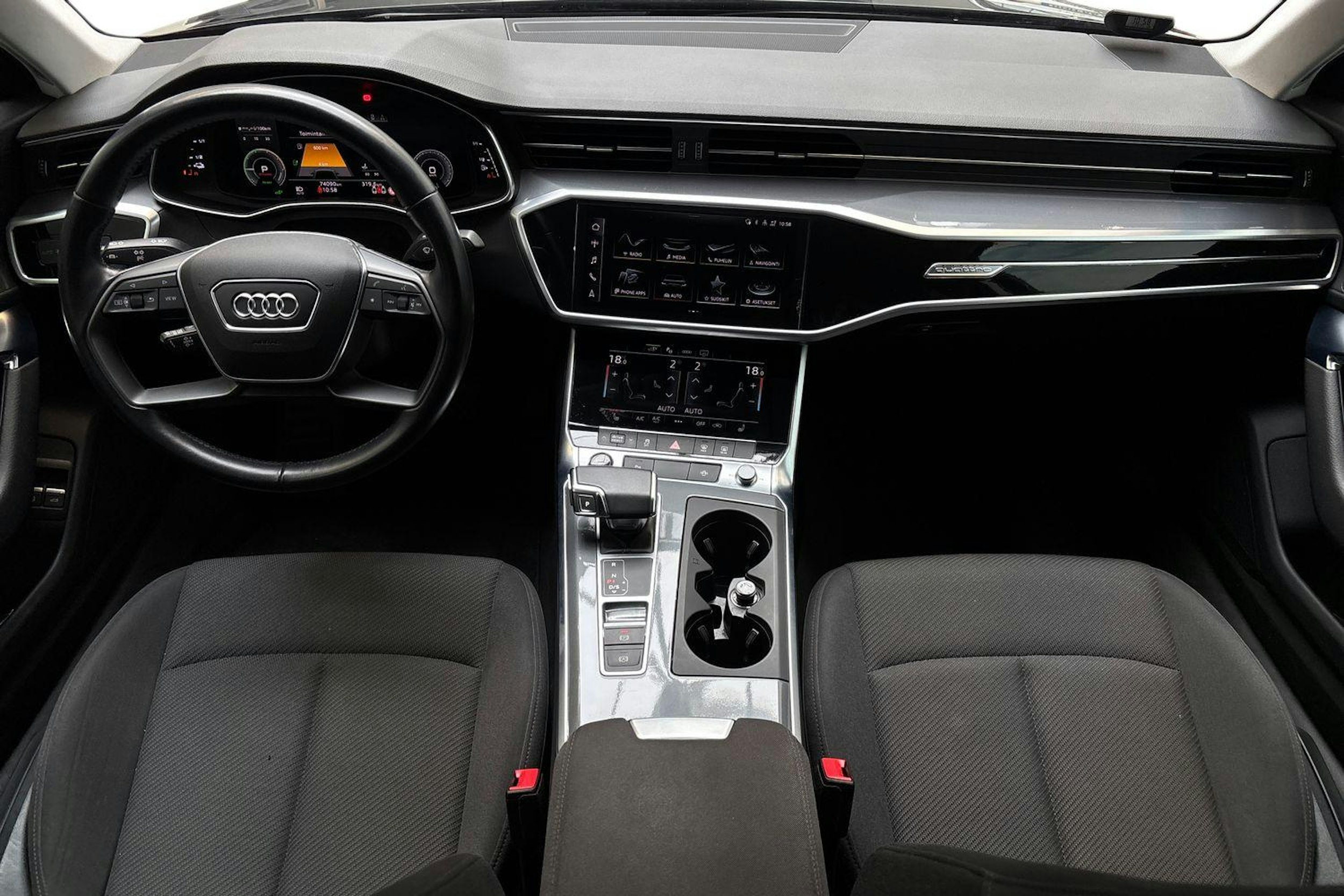 musta Audi A6 2020 kuva 9.