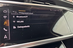 musta Audi A6 2020 kuva 20.