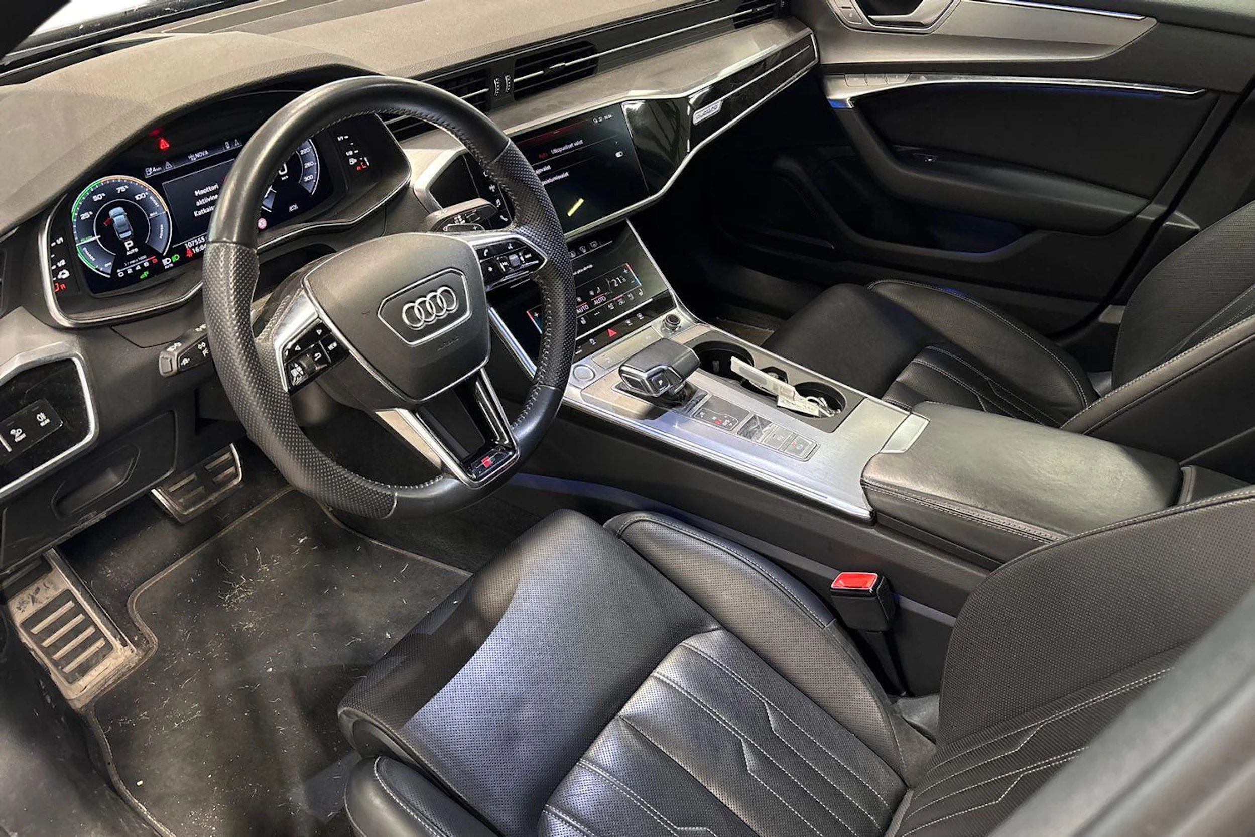 harmaa Audi A6 2020 kuva 3.
