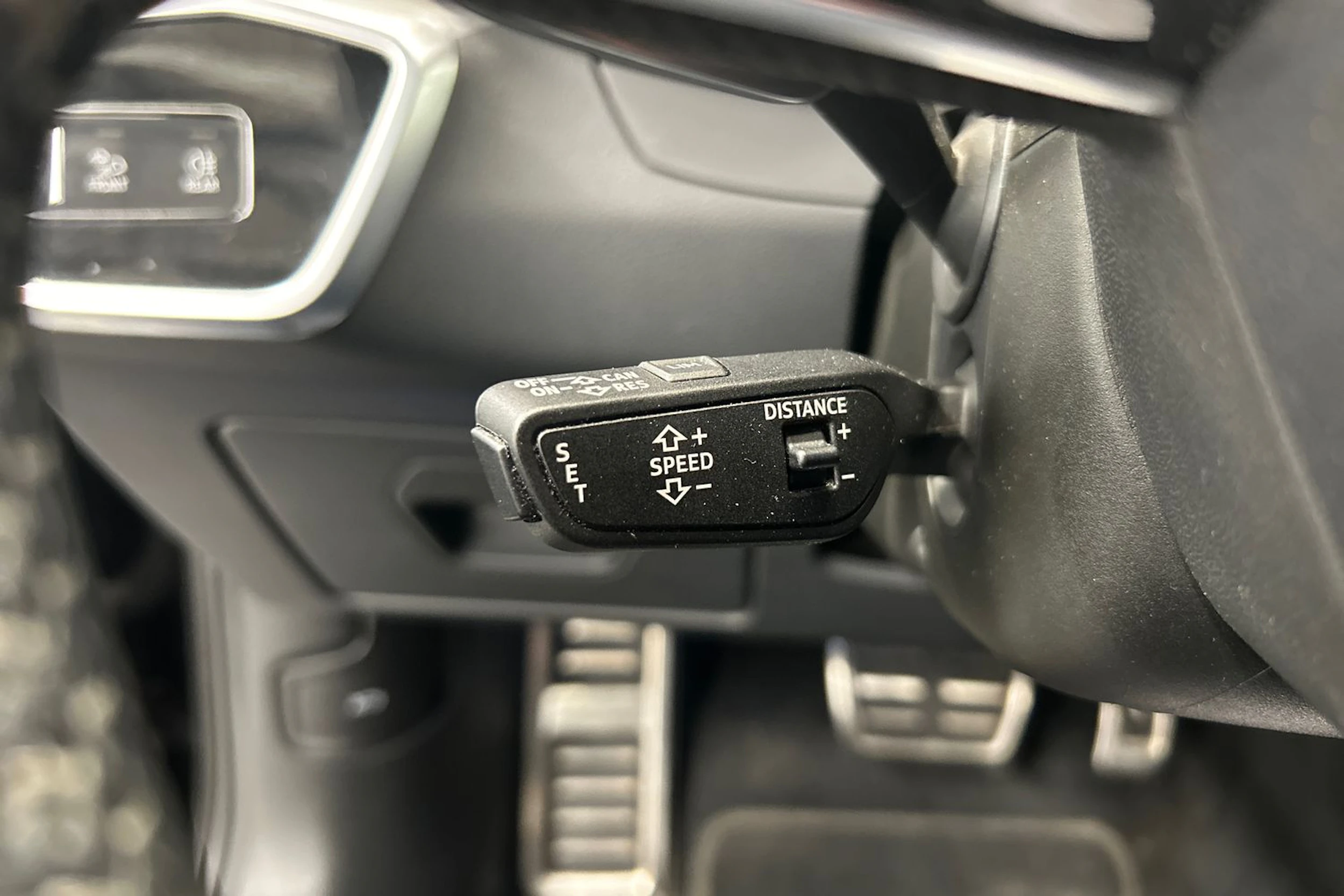 harmaa Audi A6 2020 kuva 22.