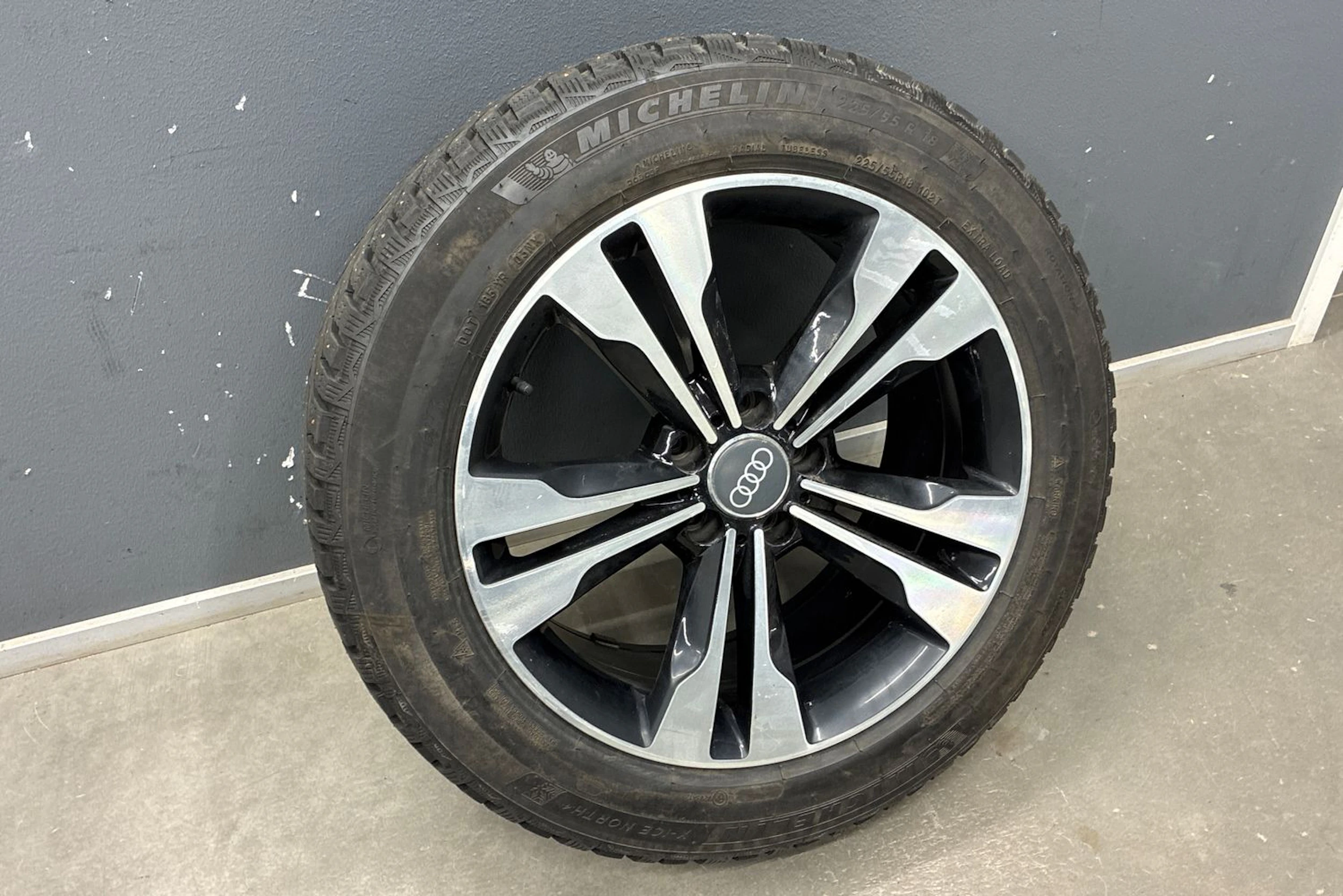 Musta Audi A6 2021 kuva 10.