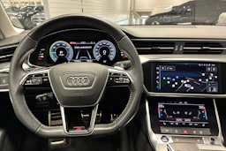 Musta Audi A6 2021 kuva 11.