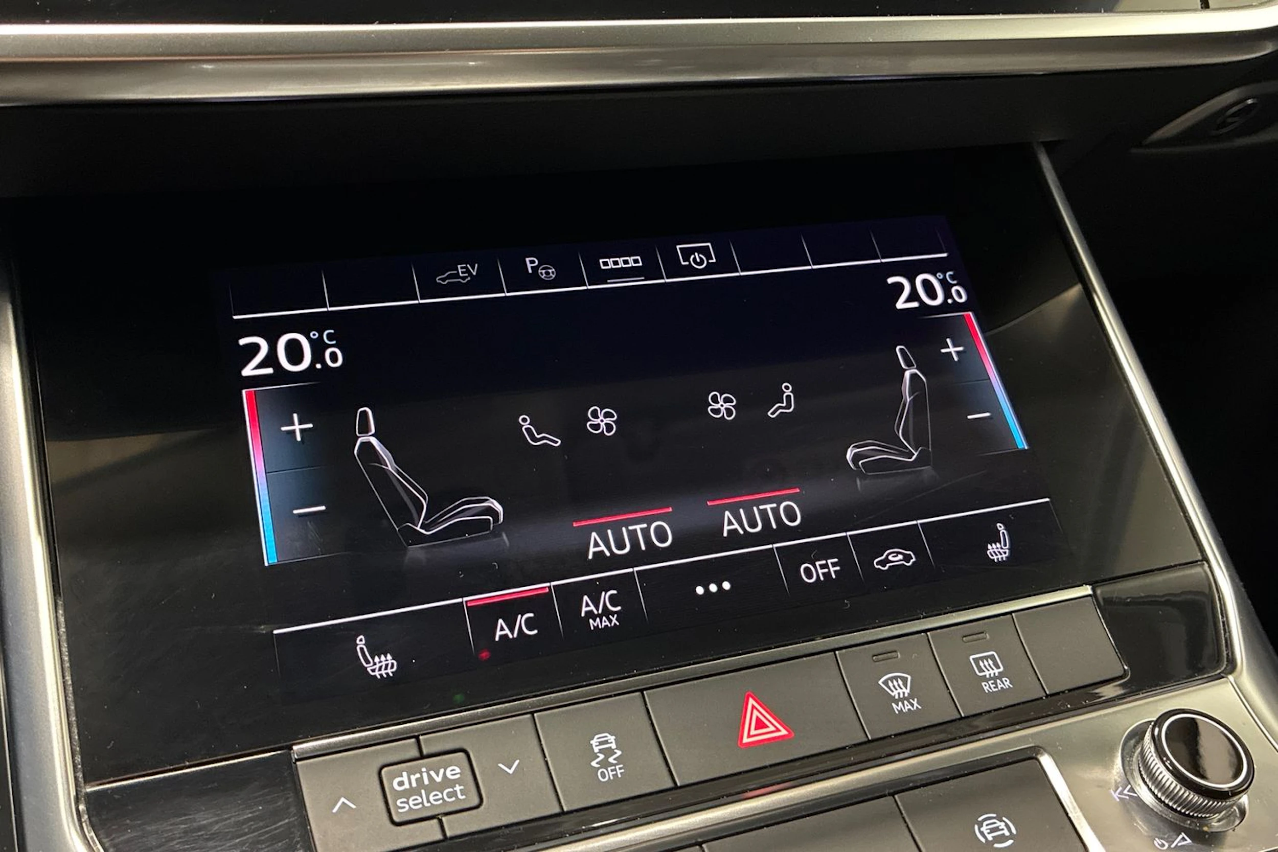 Musta Audi A6 2021 kuva 19.