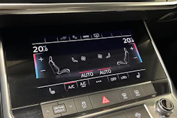 Musta Audi A6 2021 kuva 19.