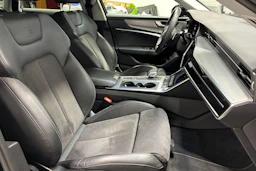 Musta Audi A6 2021 kuva 26.