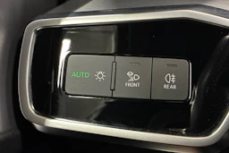 musta Audi A6 2020 kuva 16.