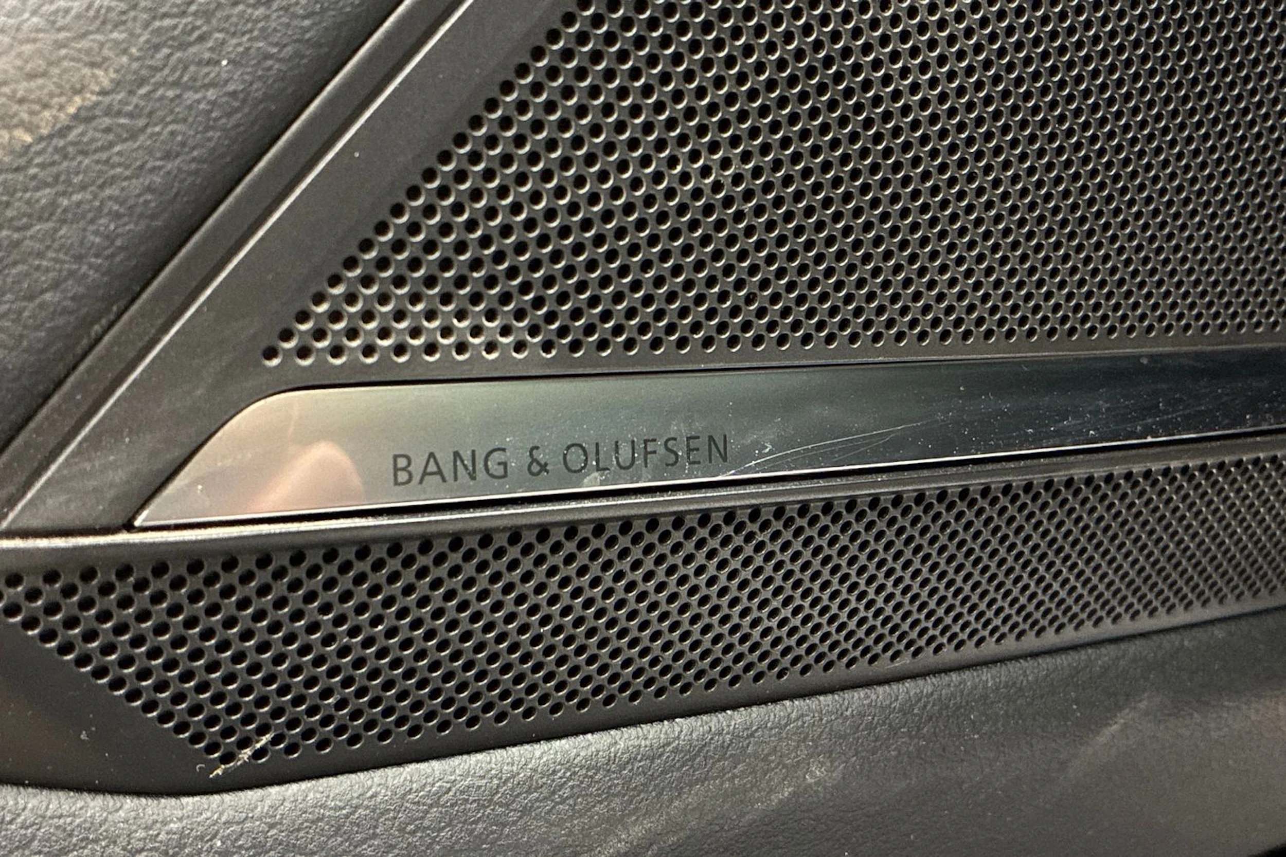 sininen Audi A6 2020 kuva 6.