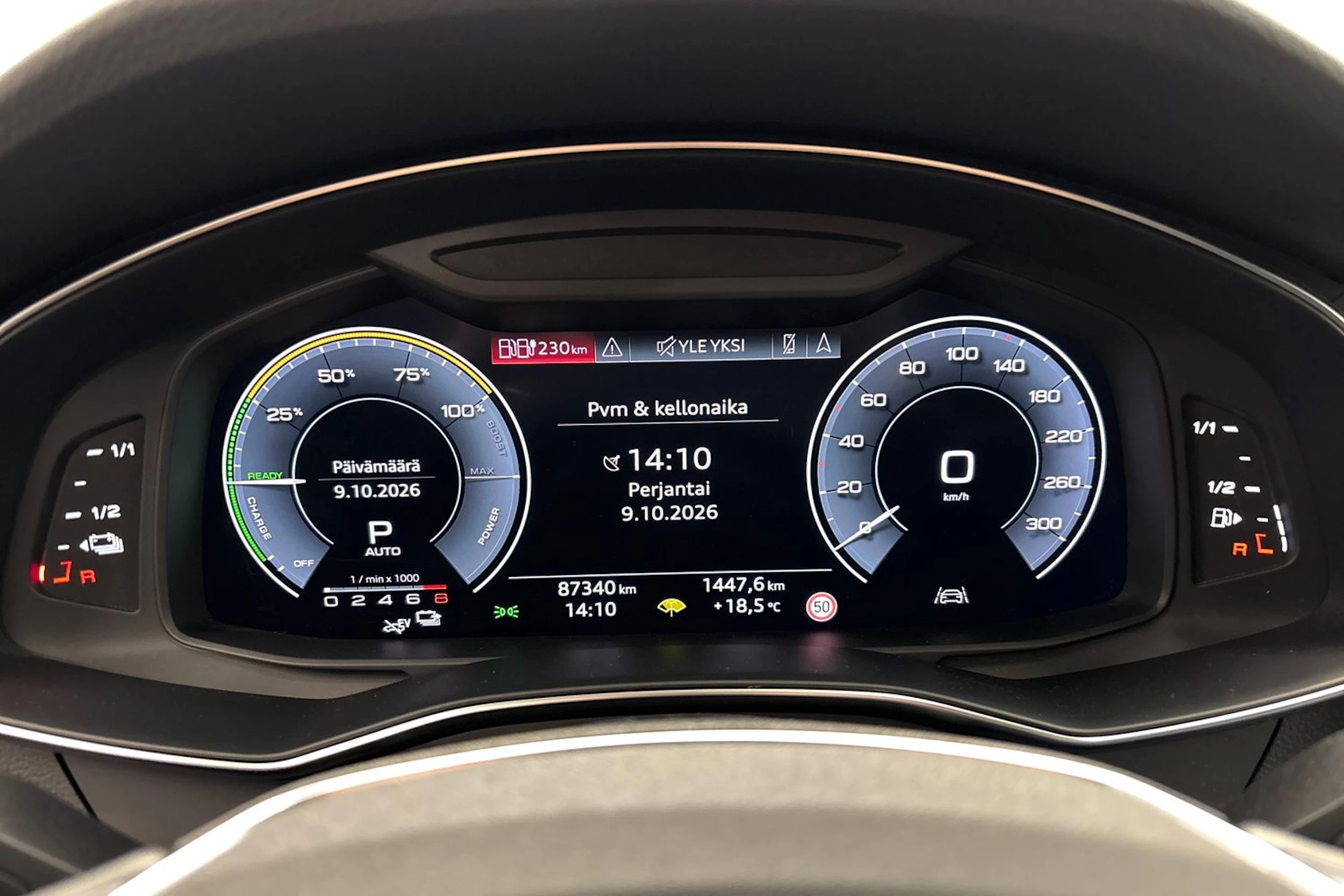 sininen Audi A6 2020 kuva 12.