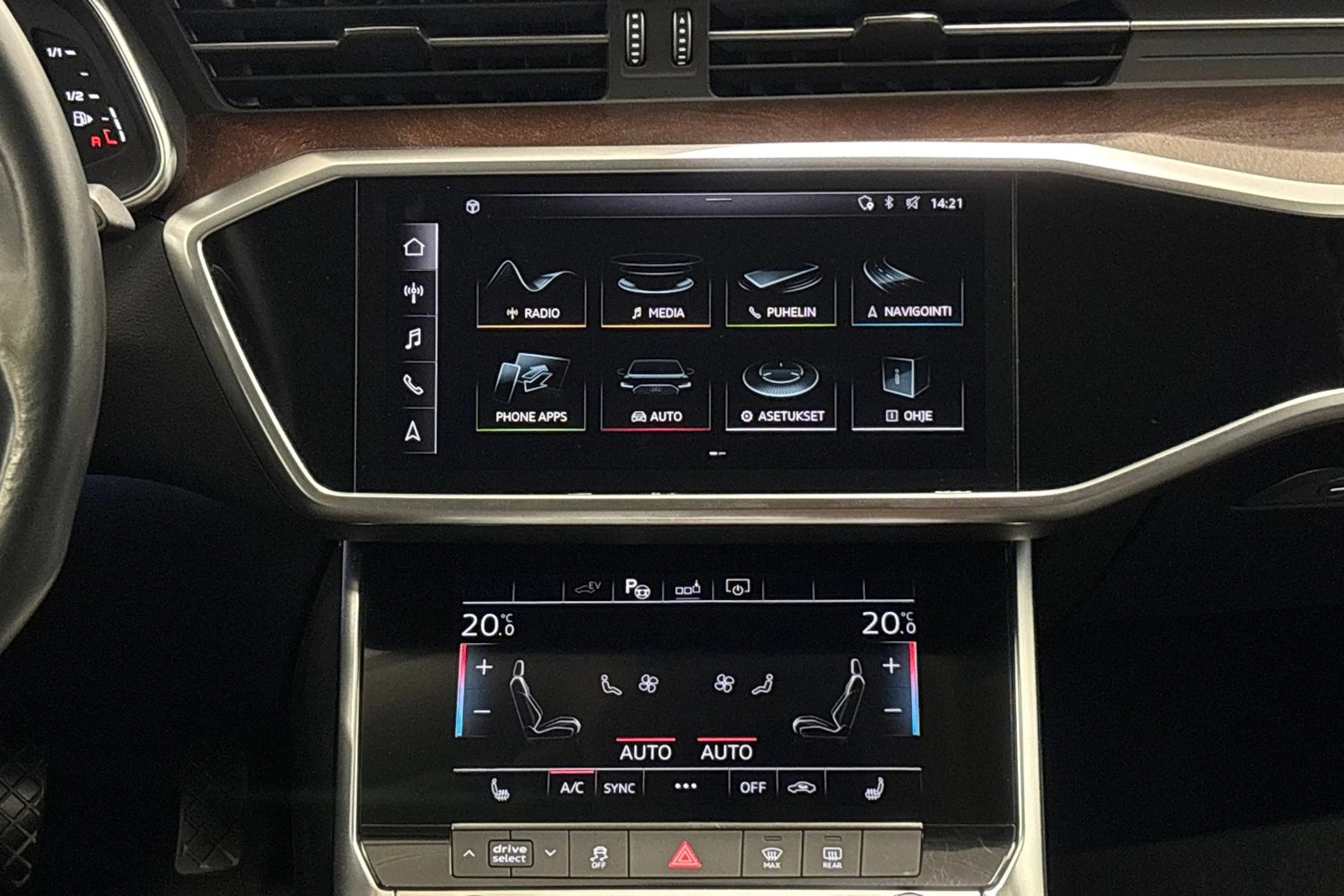 sininen Audi A6 2020 kuva 16.
