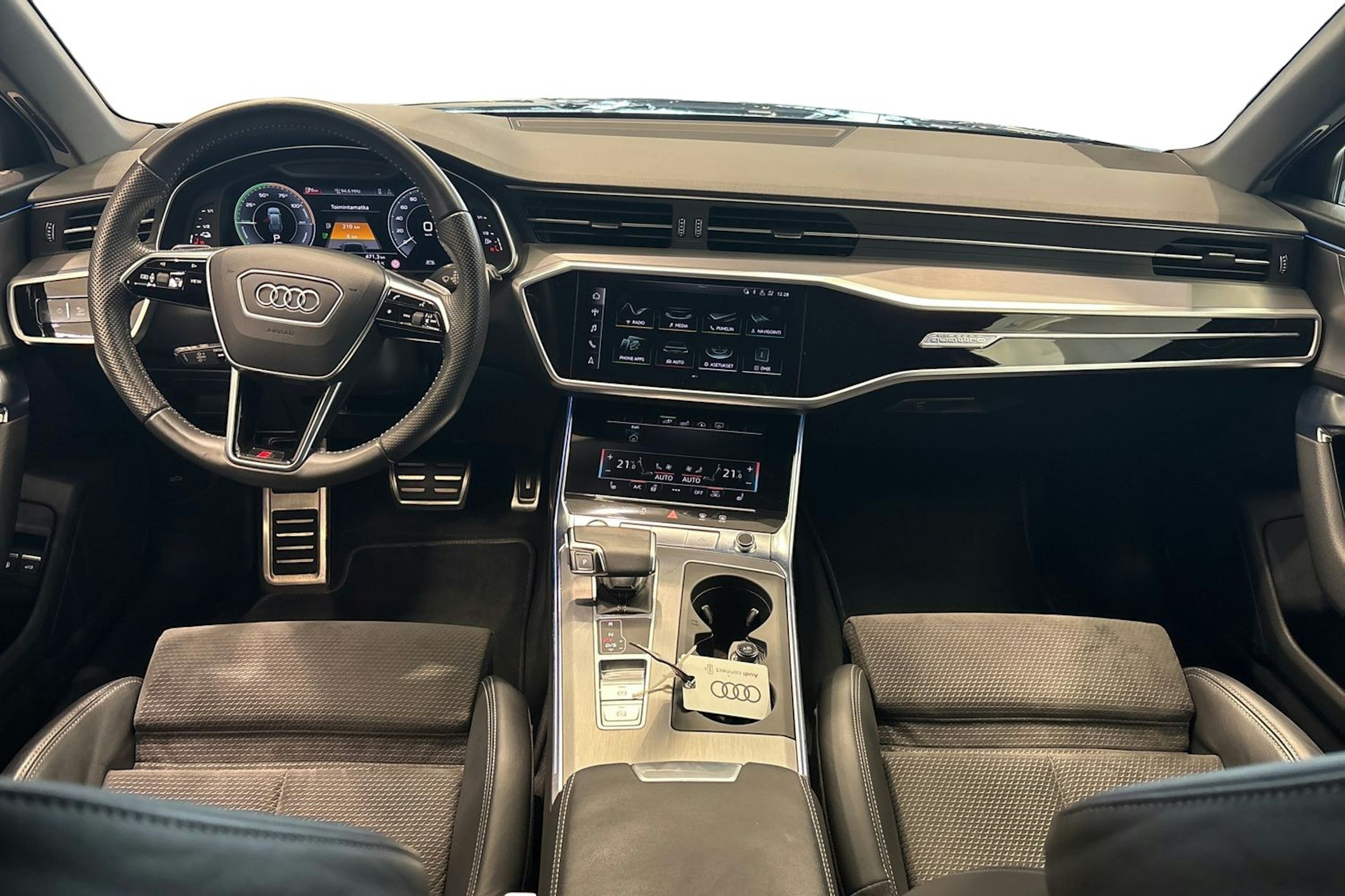 Musta Audi A6 2020 kuva 9.