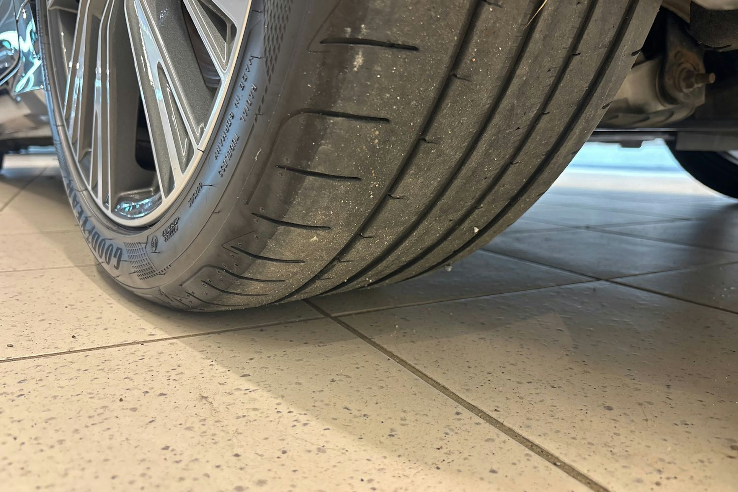 Musta Audi A6 2020 kuva 13.