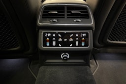 Musta Audi A6 2020 kuva 36.