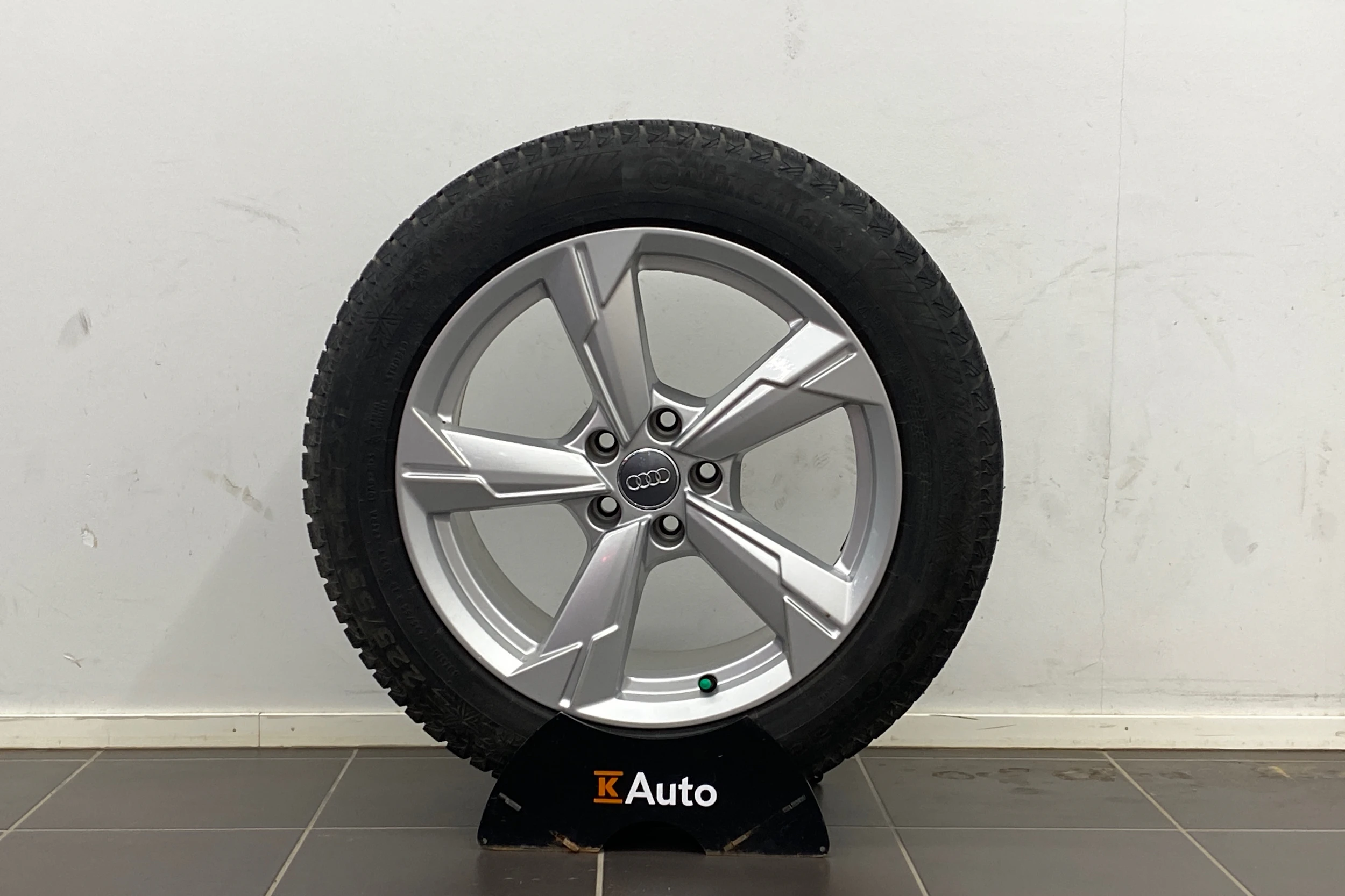 met. harmaa Audi A6 2020 kuva 13.