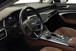 musta Audi A6 2020 kuva 7.