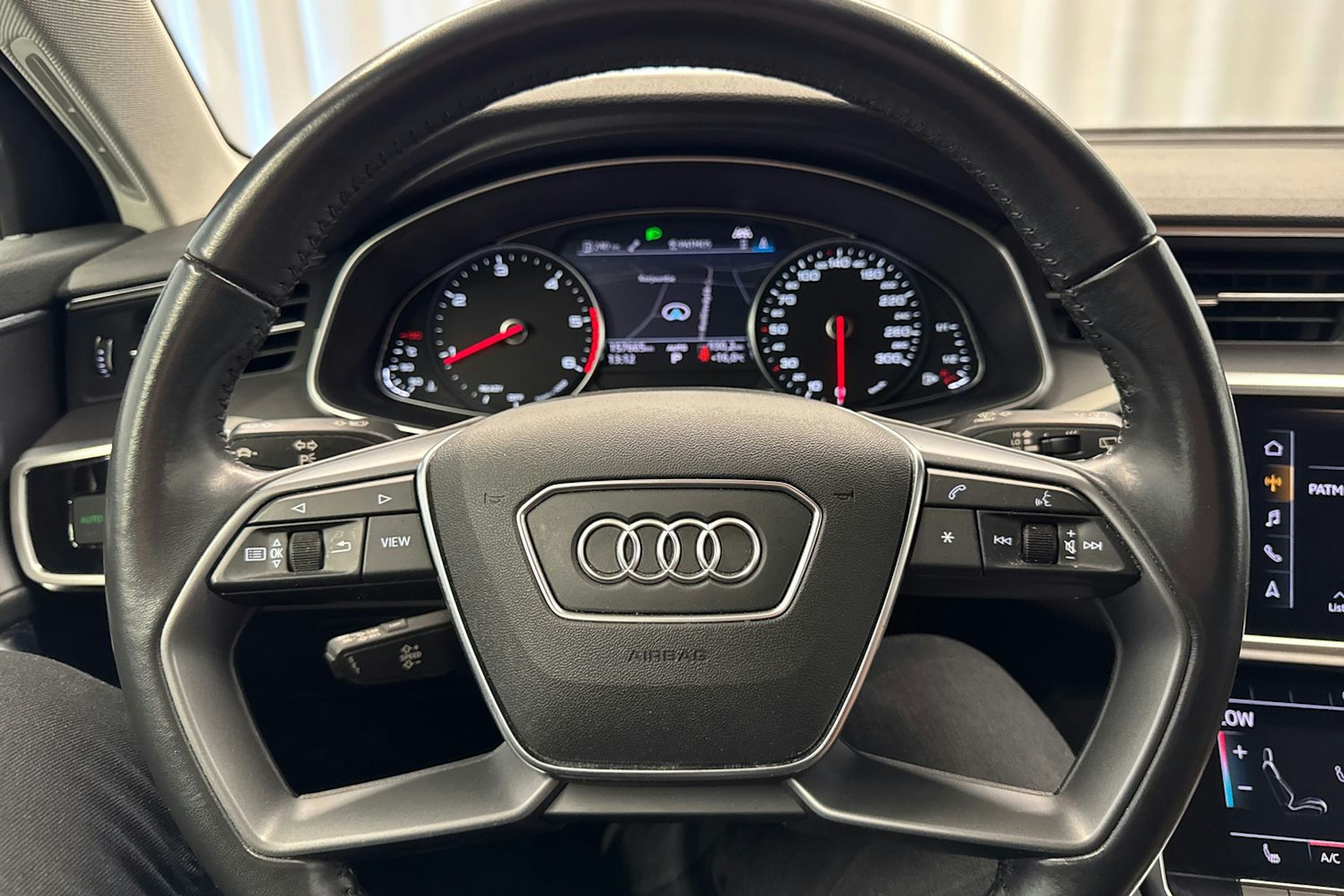 musta Audi A6 2020 kuva 14.