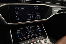 musta Audi A6 2020 kuva 17.