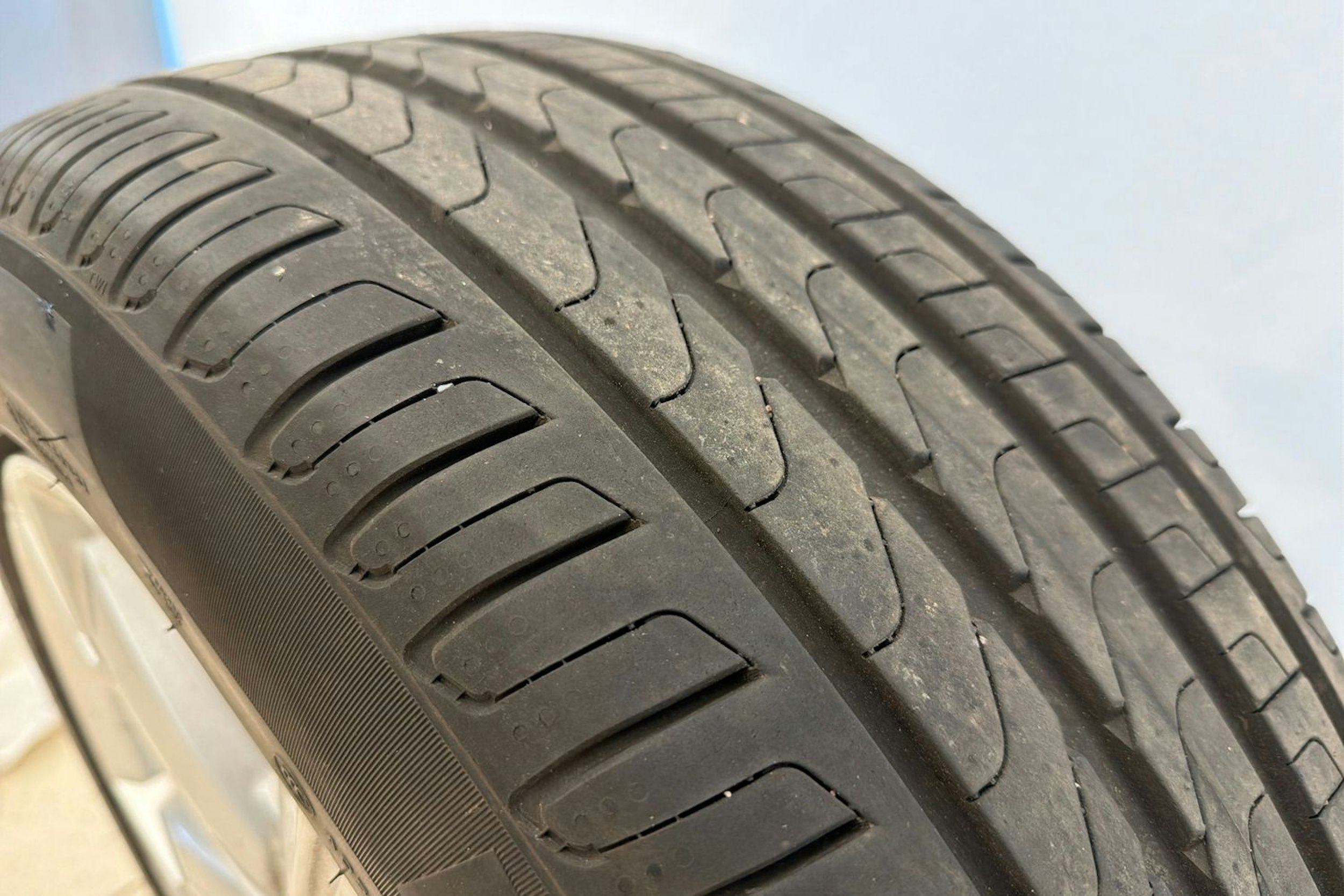 harmaa Audi A6 2020 kuva 15.