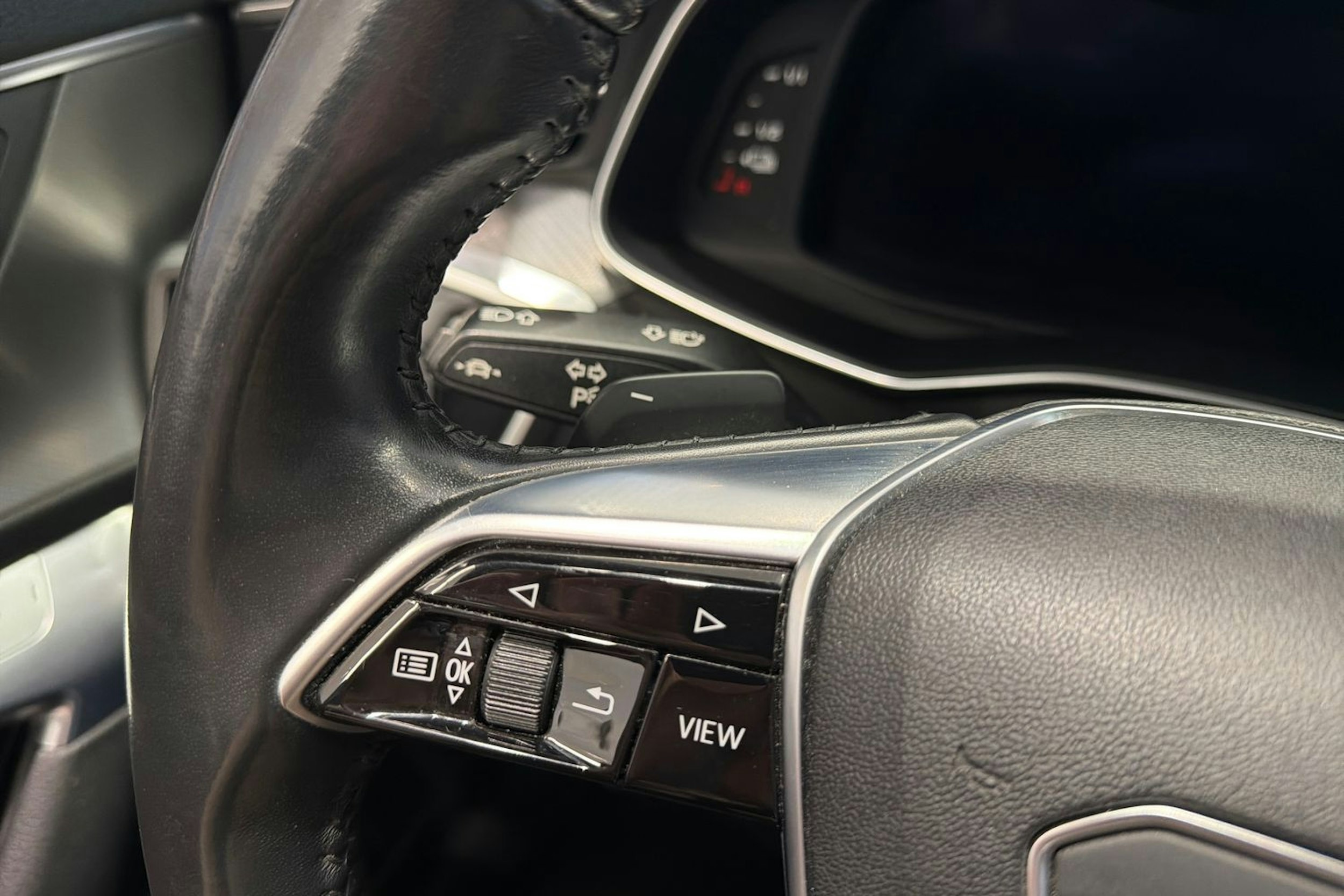 harmaa Audi A6 2020 kuva 23.