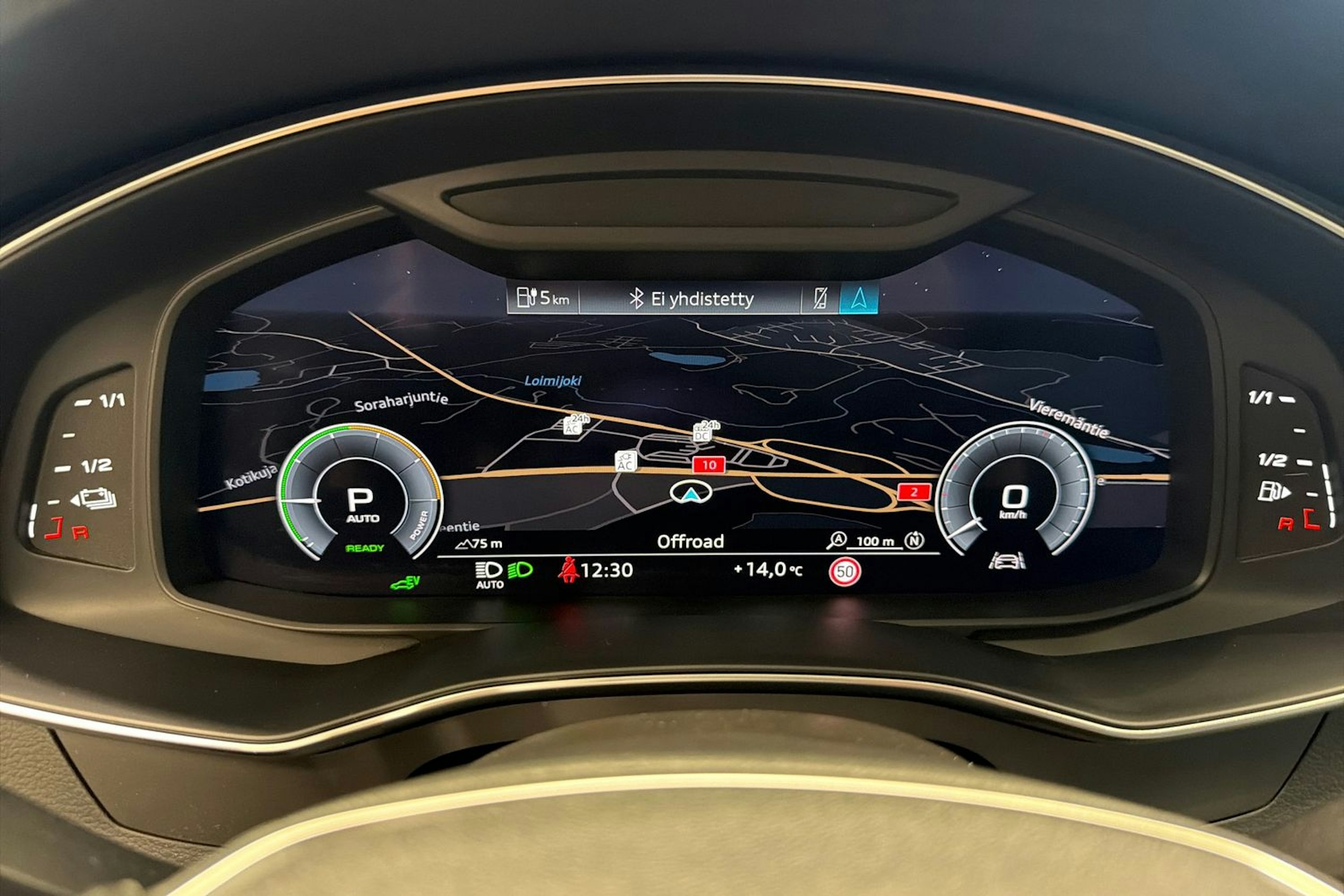 harmaa Audi A6 2020 kuva 26.