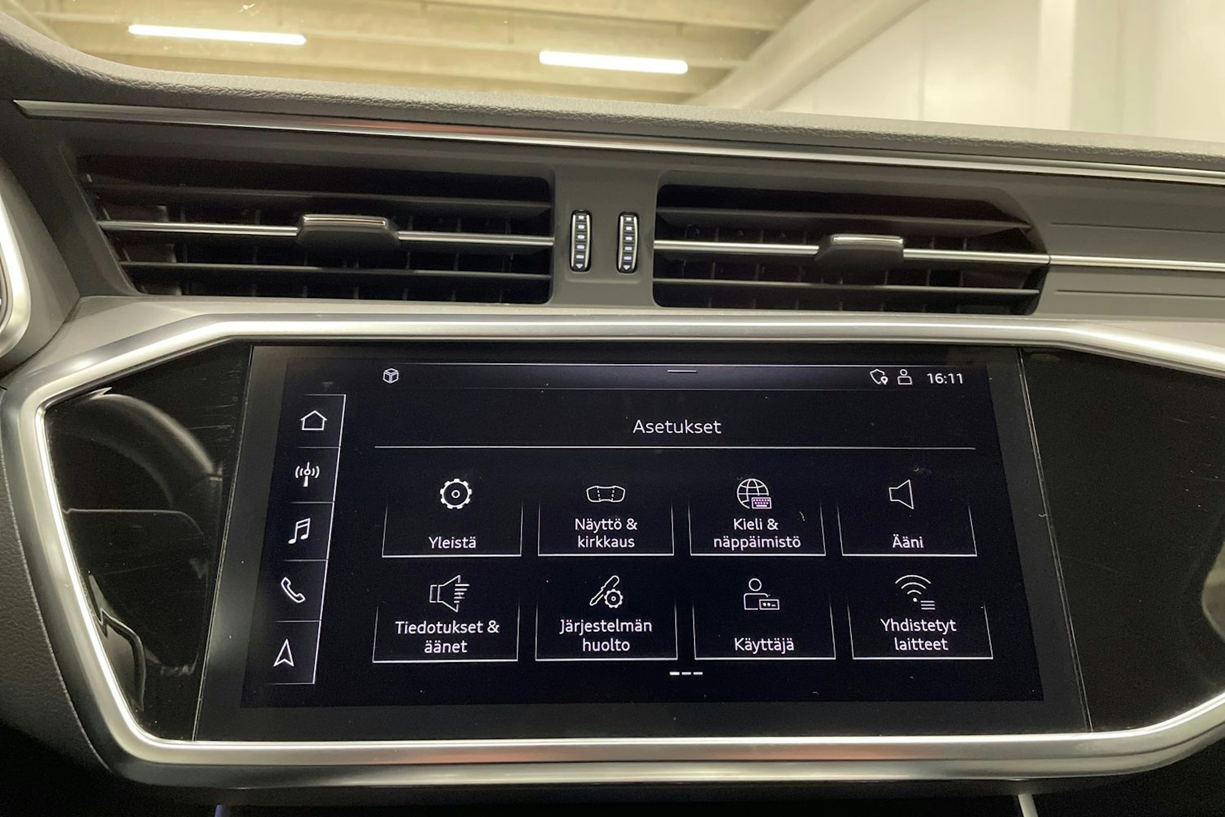 harmaa Audi A6 2020 kuva 20.