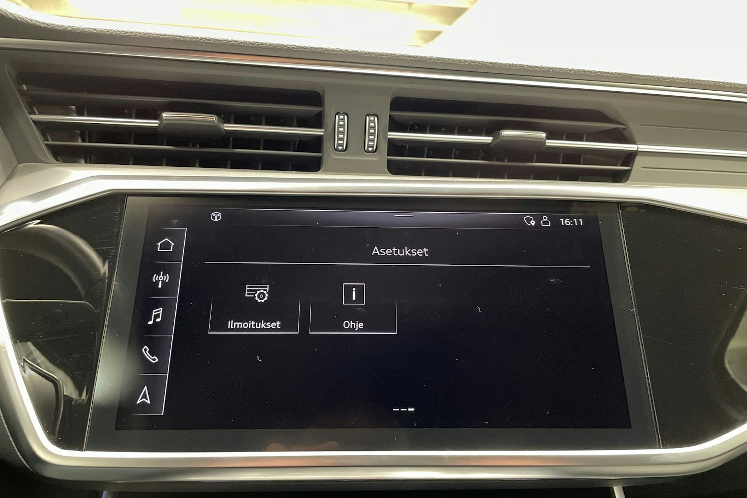 harmaa Audi A6 2020 kuva 22.