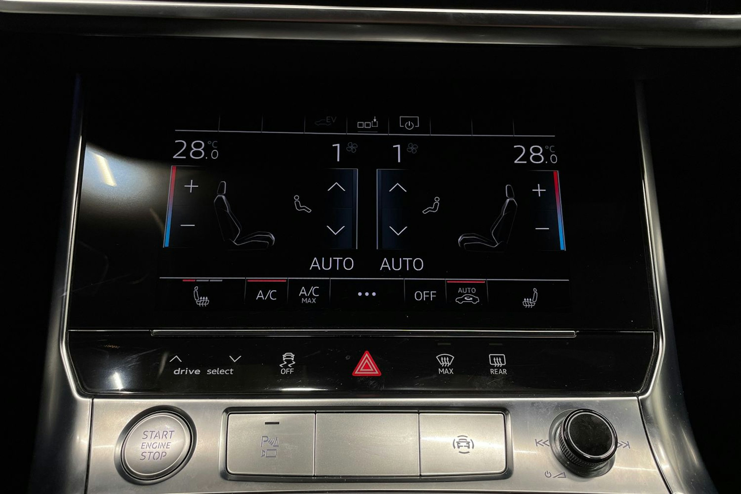 harmaa Audi A6 2020 kuva 25.