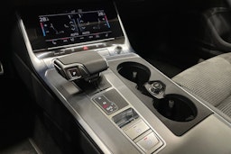 harmaa Audi A6 2020 kuva 26.