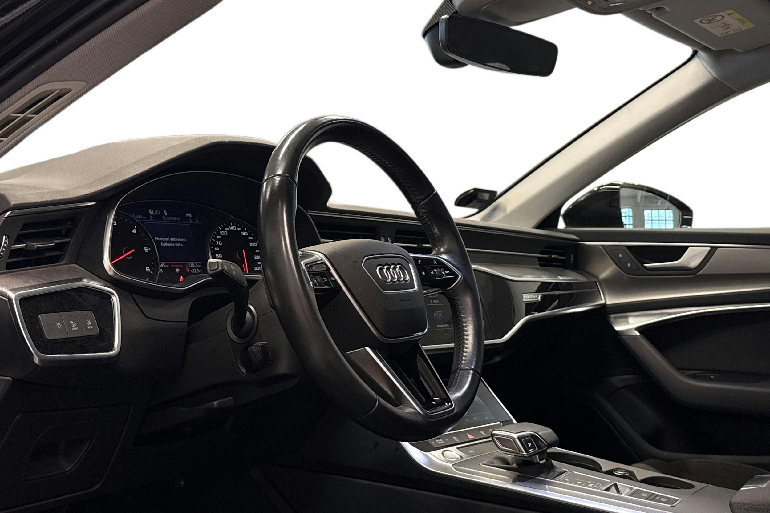 musta Audi A6 2020 kuva 3.