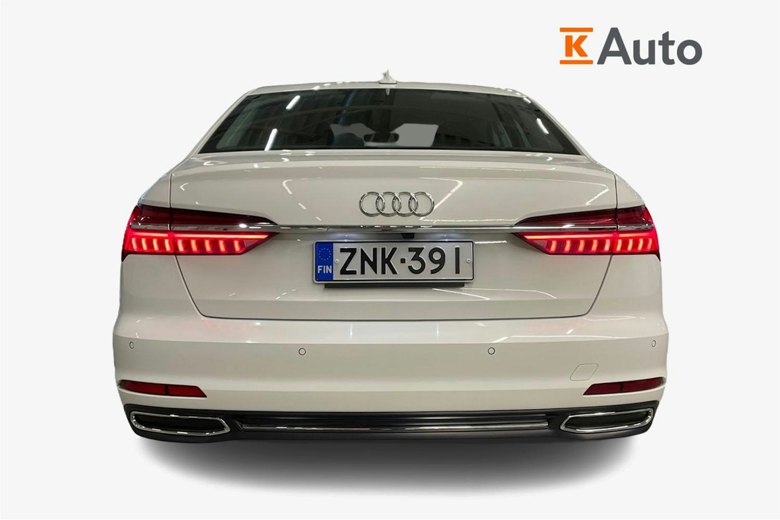 valkoinen Audi A6 2020 kuva 3.