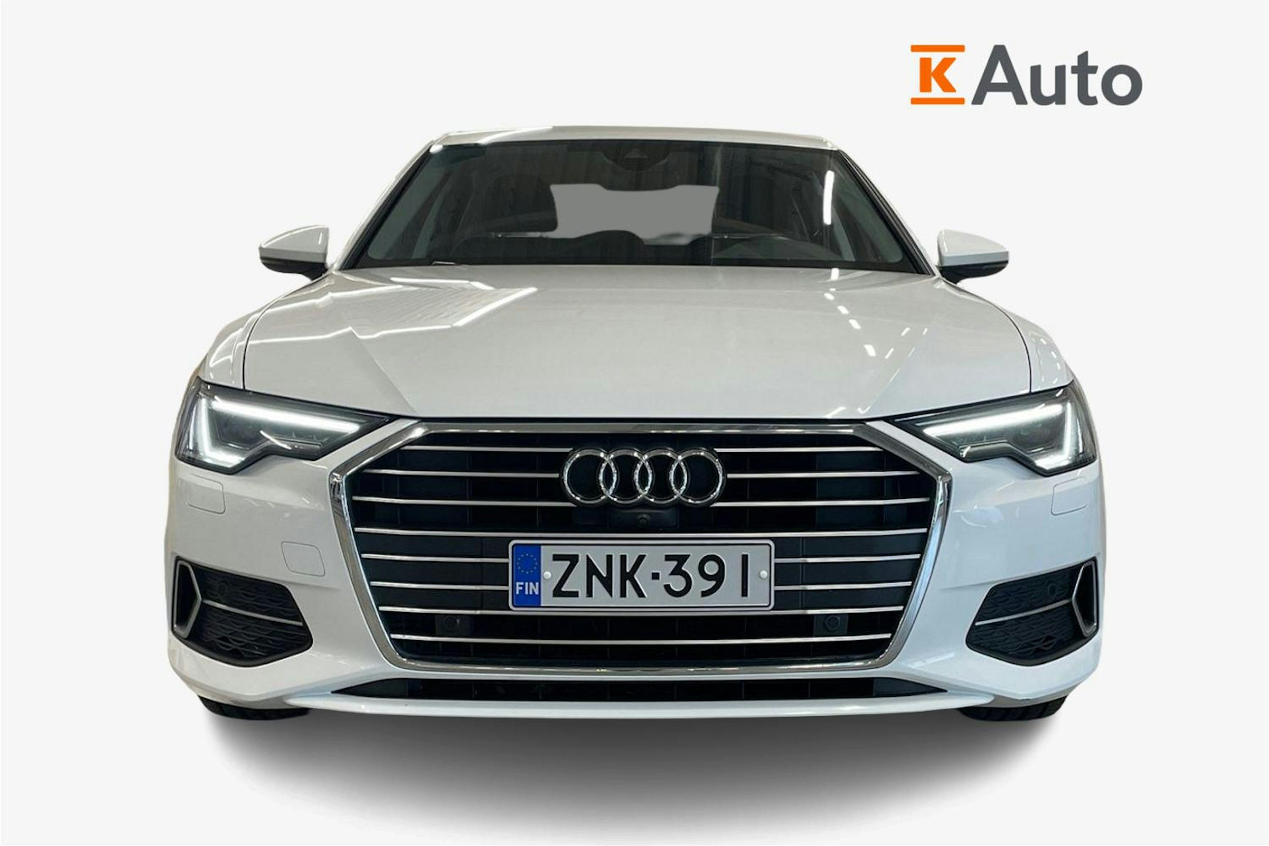 valkoinen Audi A6 2020 kuva 4.