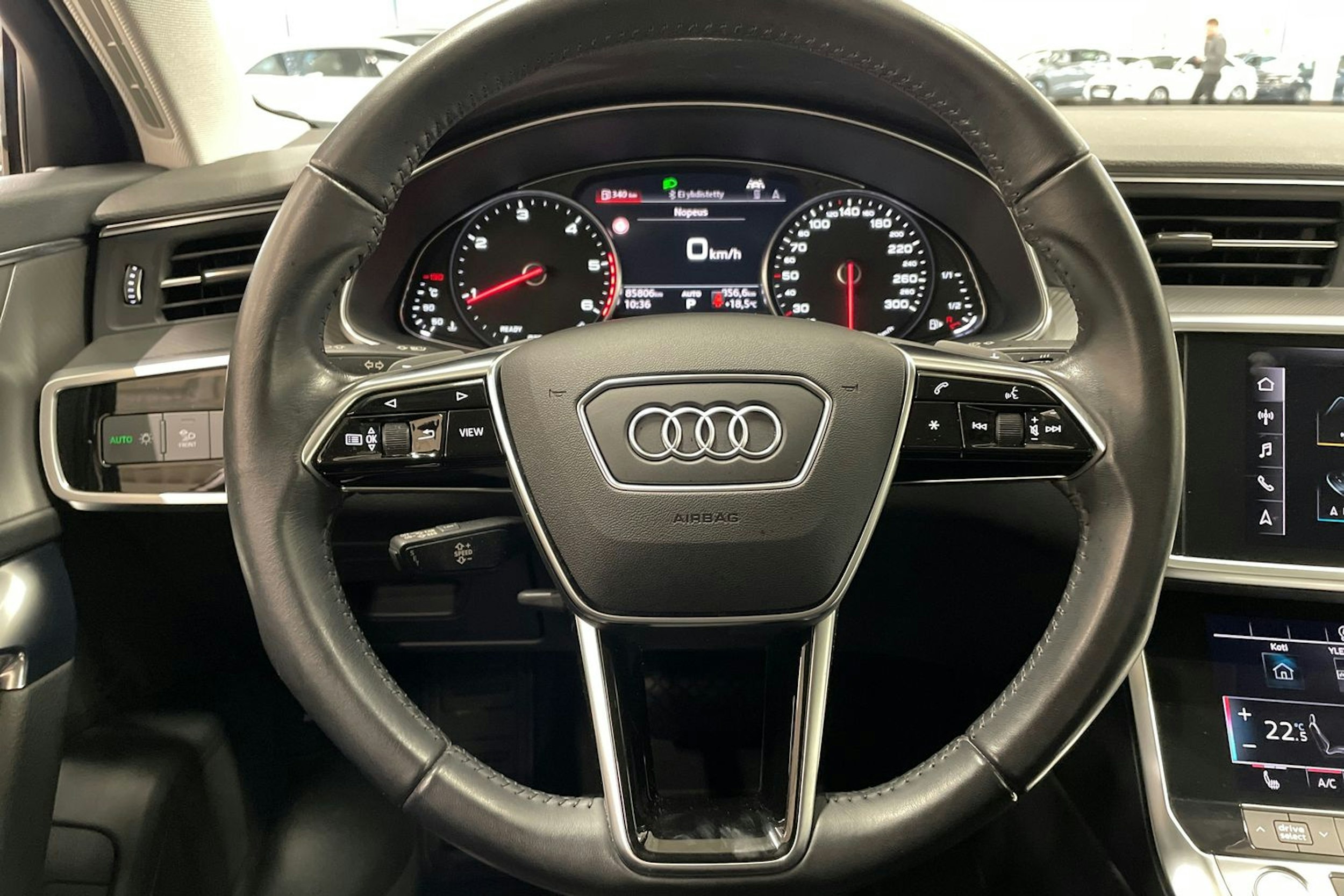valkoinen Audi A6 2020 kuva 13.