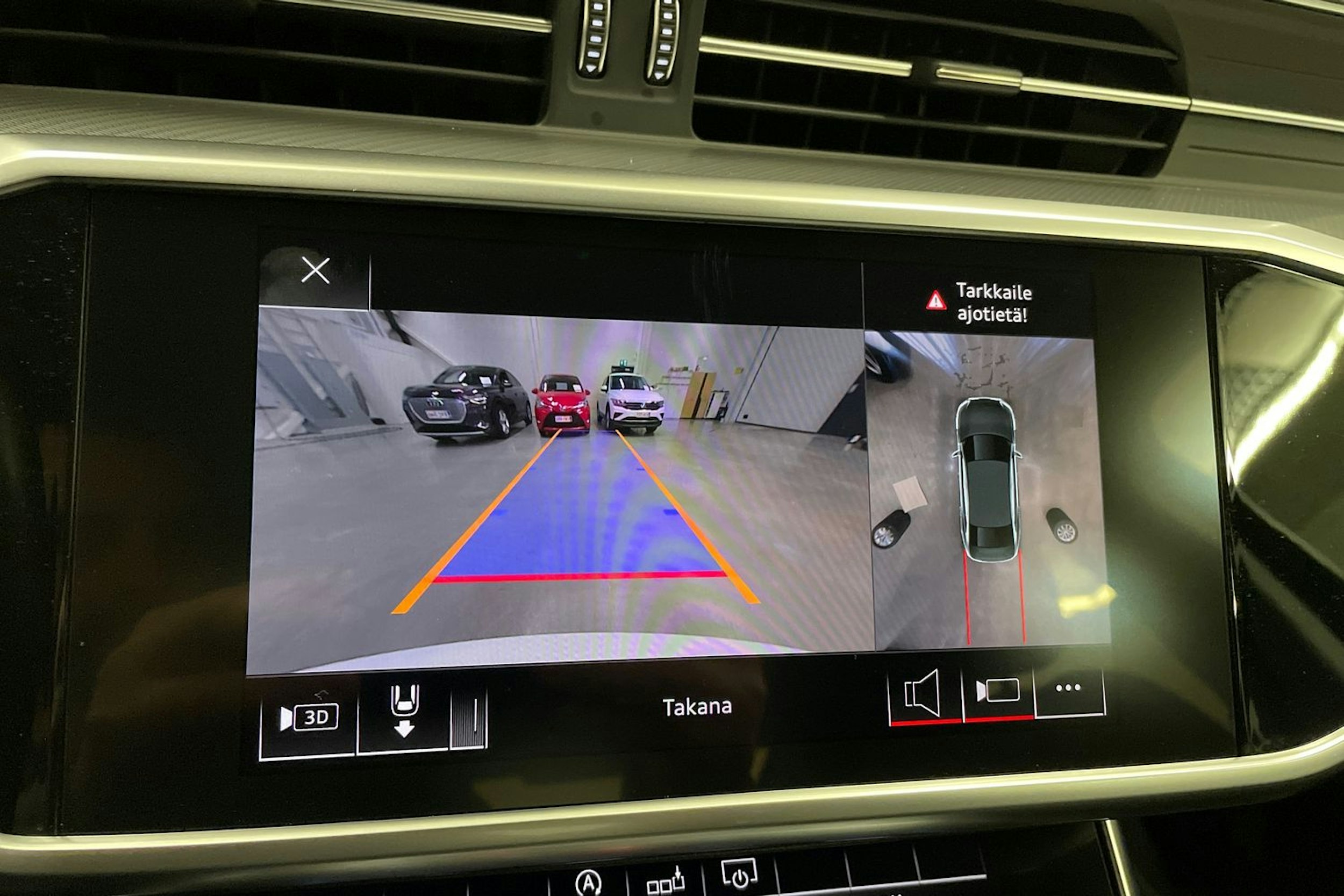 valkoinen Audi A6 2020 kuva 19.