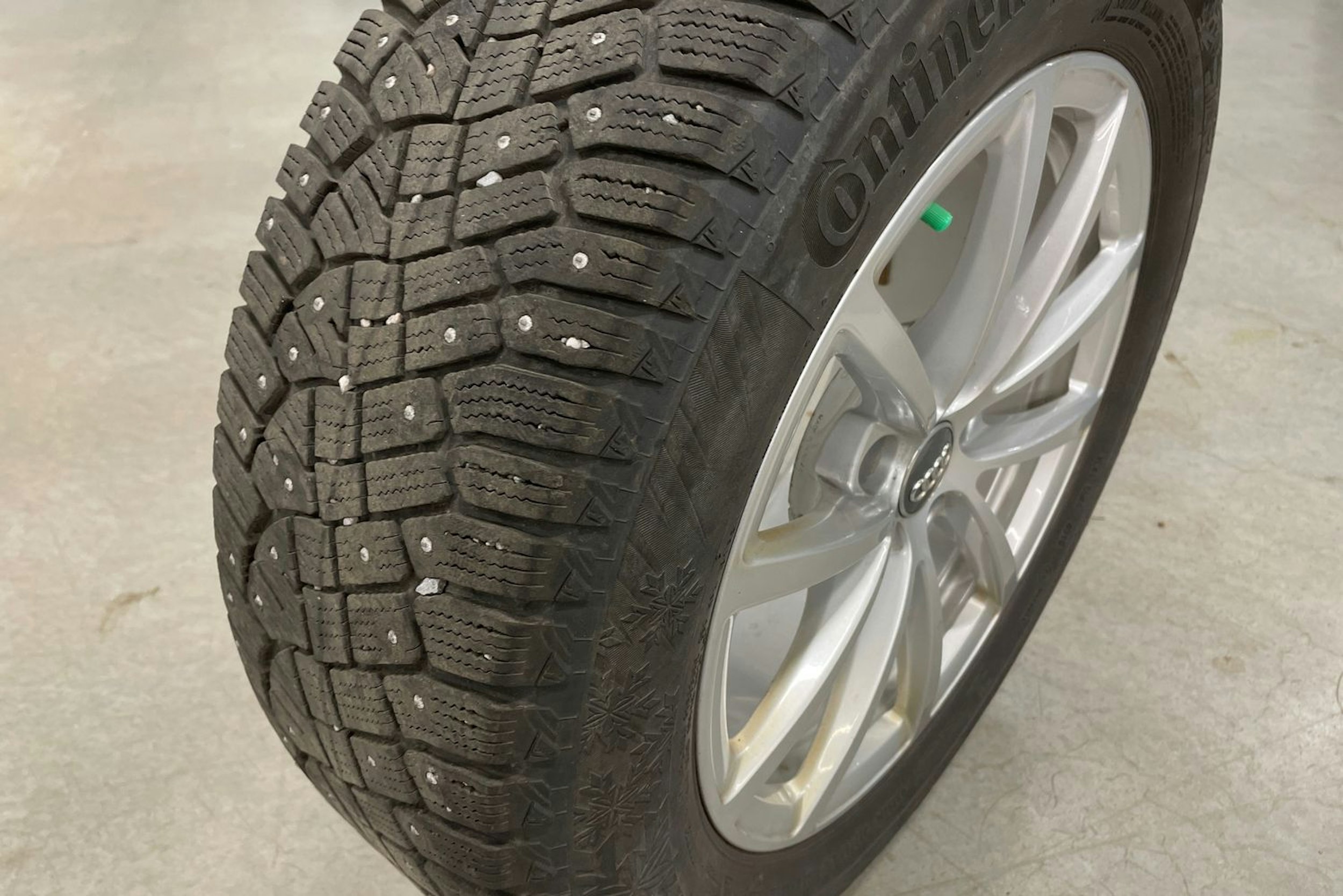 valkoinen Audi A6 2020 kuva 38.