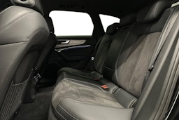 musta Audi A6 2021 kuva 10.