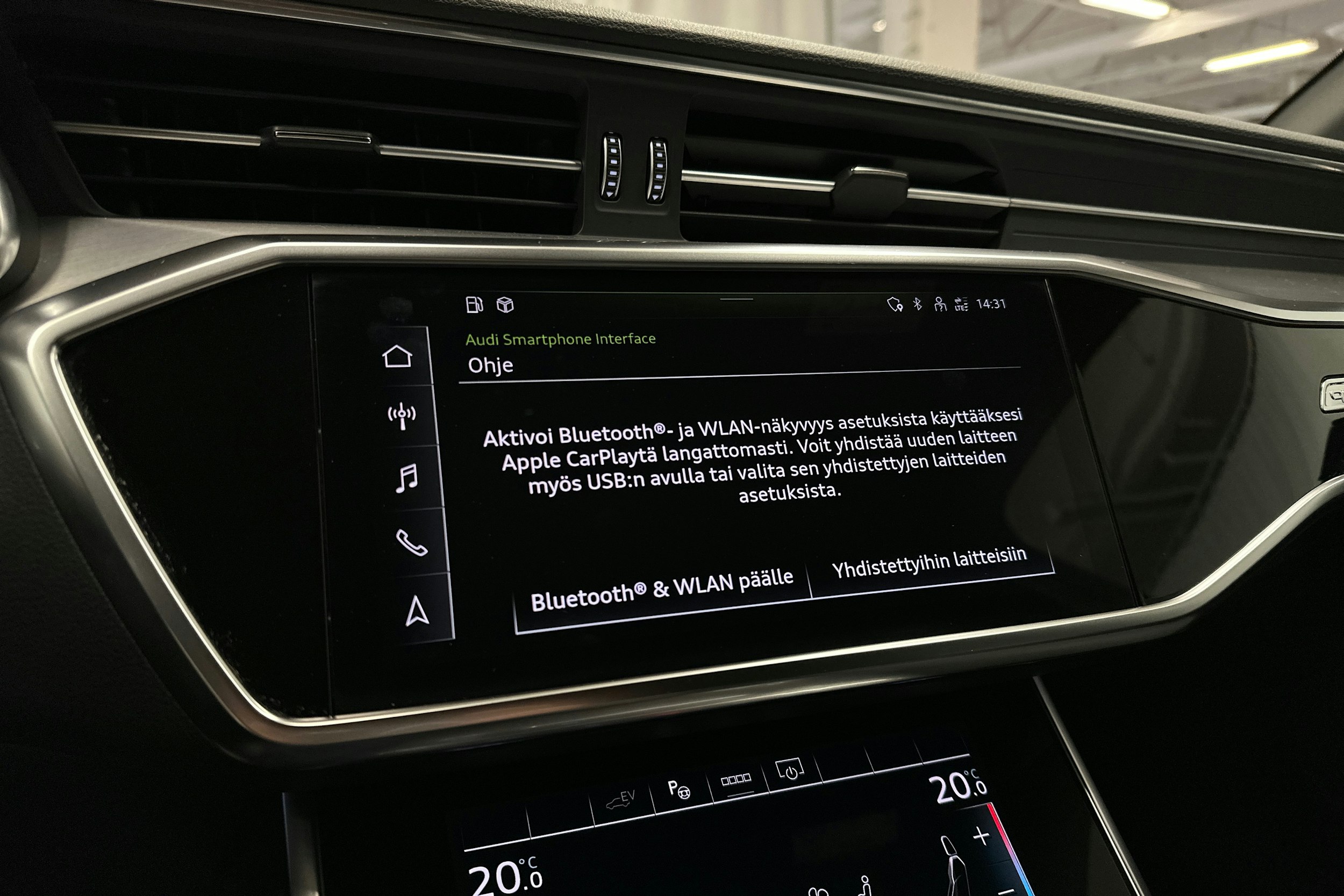 musta Audi A6 2021 kuva 19.