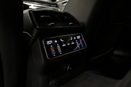 musta Audi A6 2021 kuva 25.