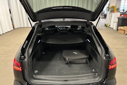 musta Audi A6 2021 kuva 26.