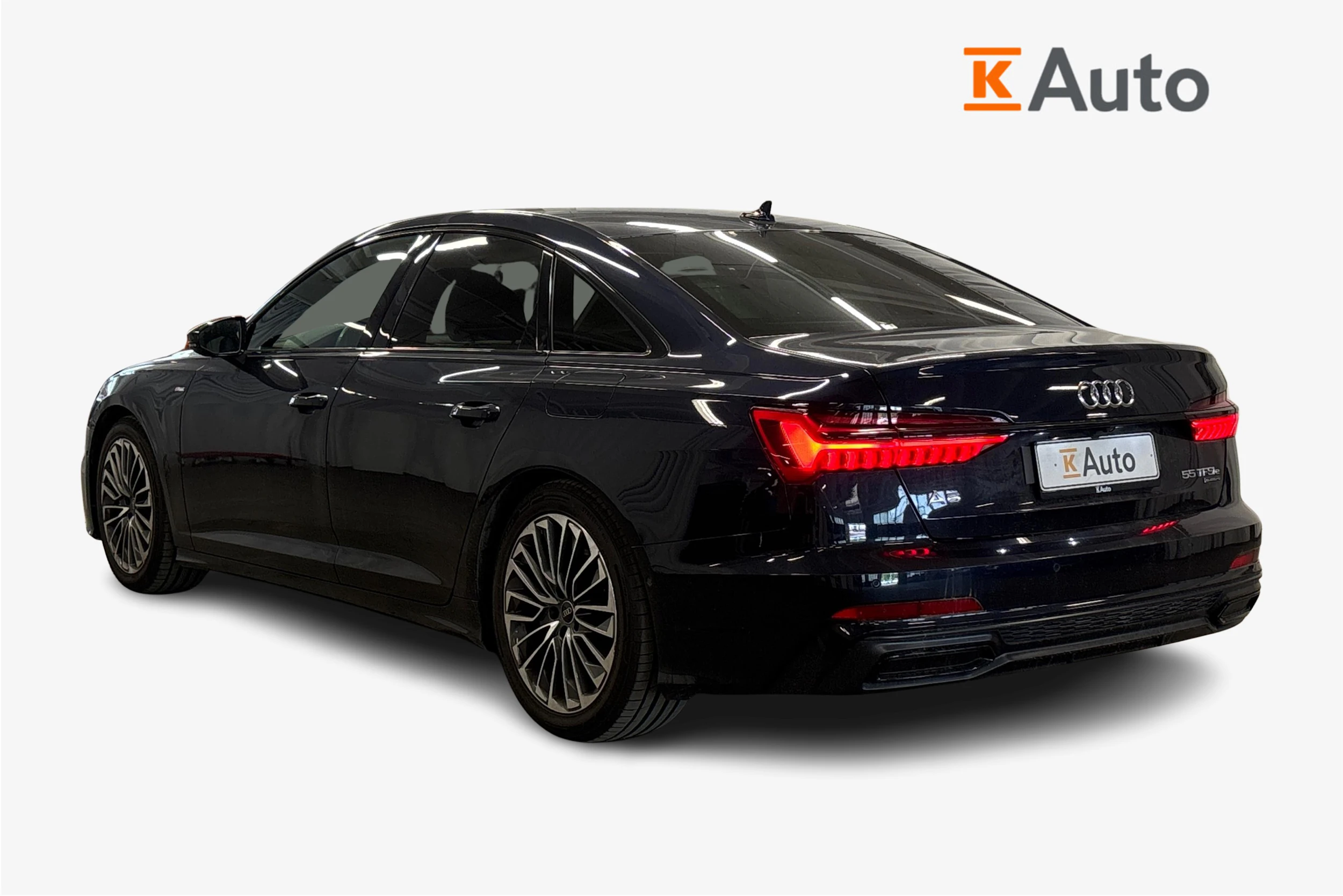sininen Audi A6 2021 kuva 2.