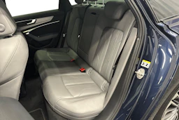 sininen Audi A6 2021 kuva 8.