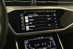 sininen Audi A6 2021 kuva 18.